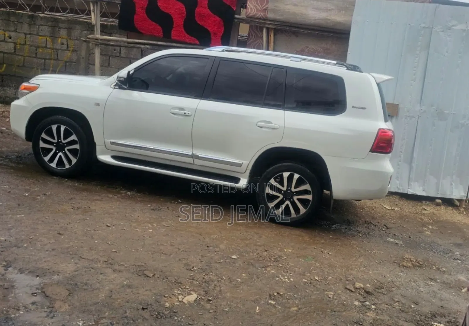 Toyota Land Cruiser 2012 White