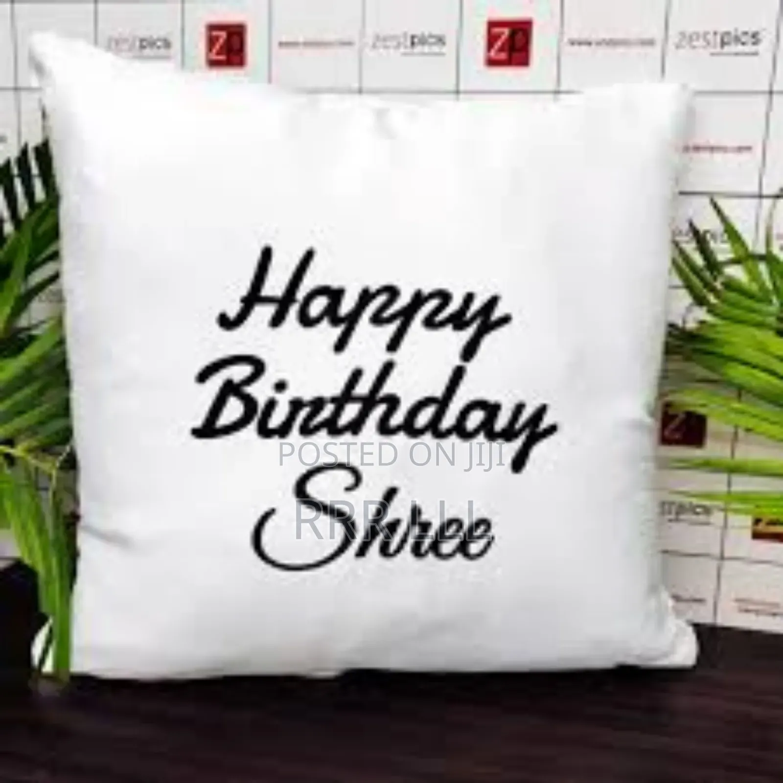Pillow Gift በፈለጉት ፎቶ እና ፅሁፍ ማሰራት ይችላሉ