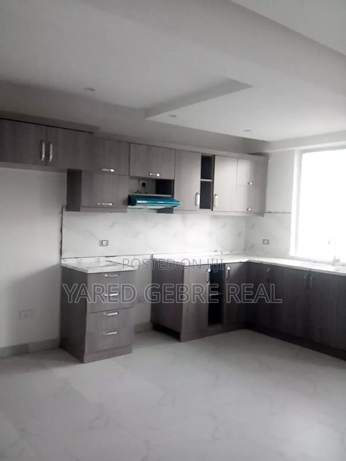 Furnished 3bdrm Apartment in Full, Bole for sale