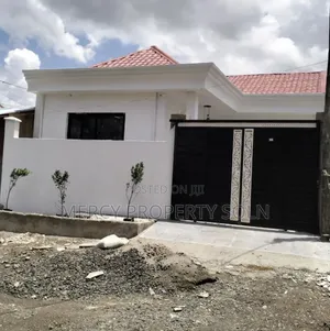 Photo - 4bdrm Villa in Yeka for sale