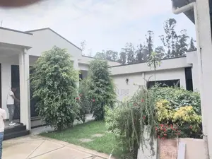 Furnished 3bdrm Villa in Bole for rent