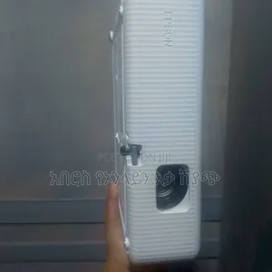 Epson Co- W01 Projector