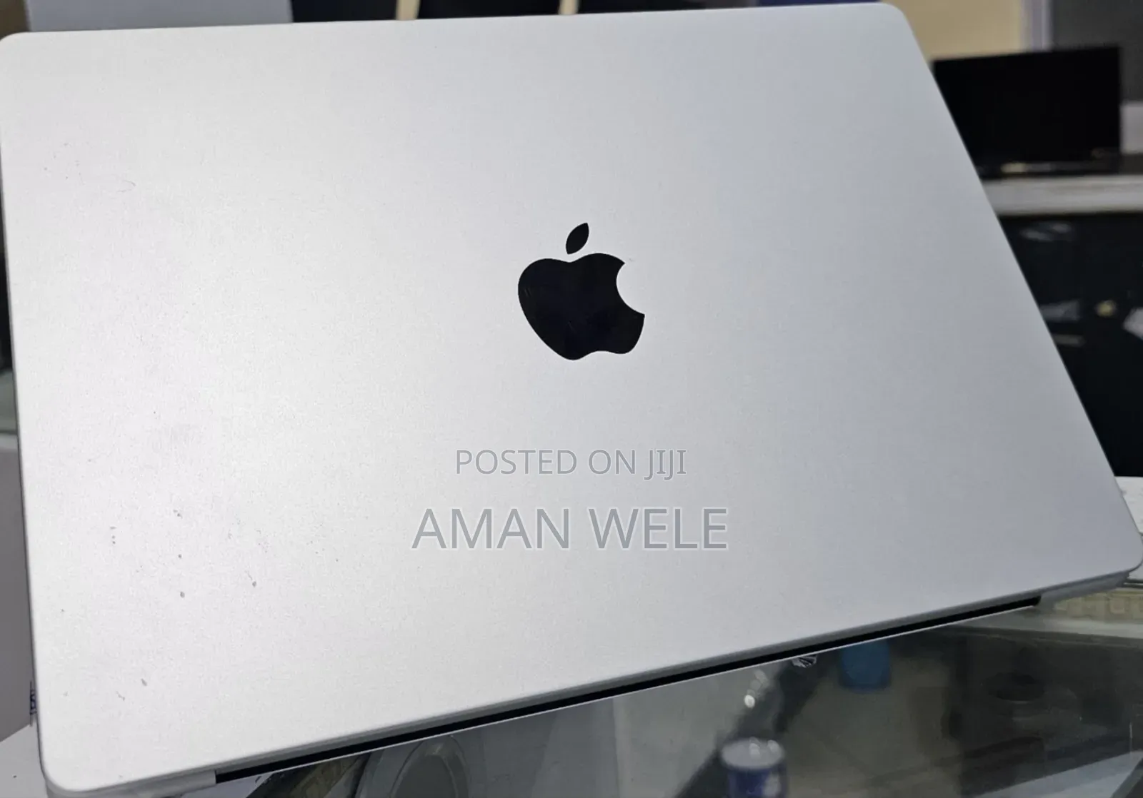 New Laptop Apple MacBook Pro M1 8GB Intel SSD 512GB