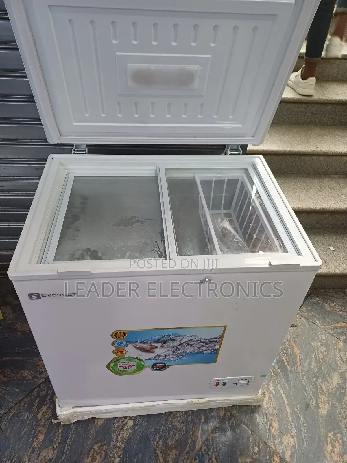 Everest Chest Freezer 230