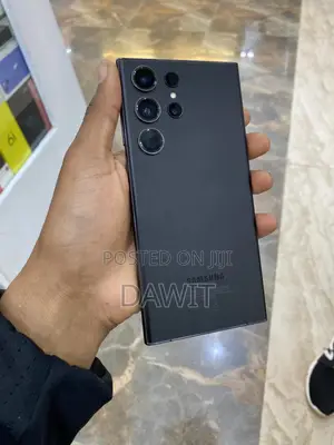 Photo - New Samsung Galaxy S23 Ultra 256 GB Black