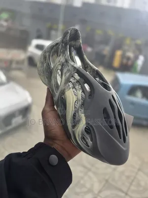 Foam Runner Premium Quality