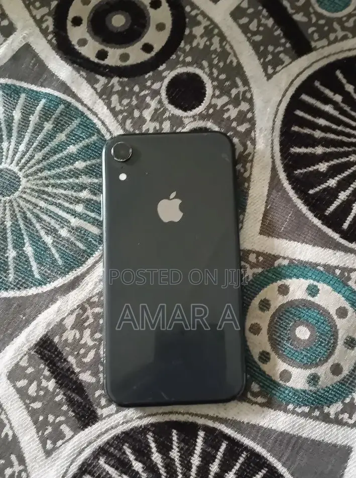 Apple iPhone XR 64 GB Black