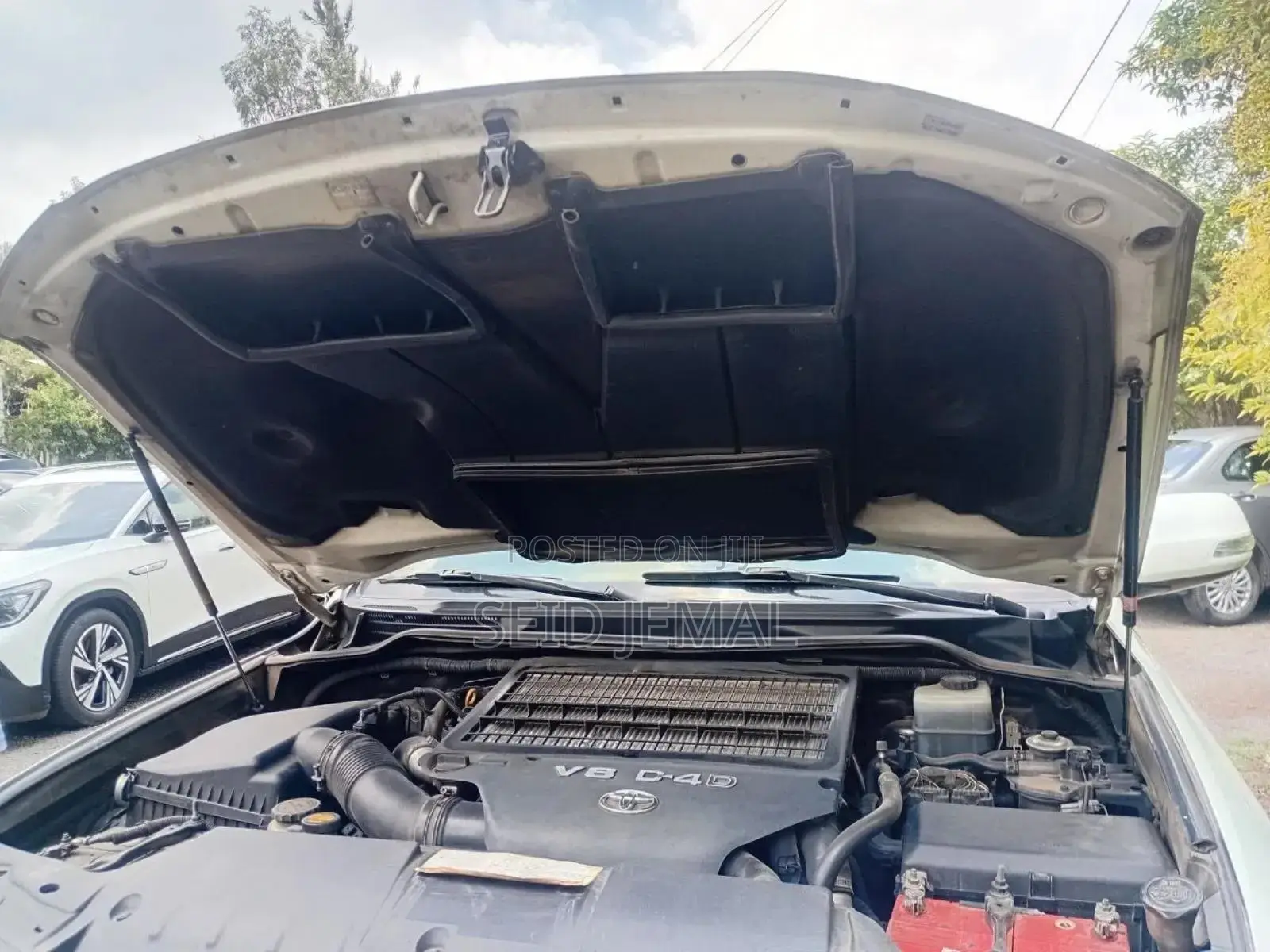 Toyota Land Cruiser 2008 White