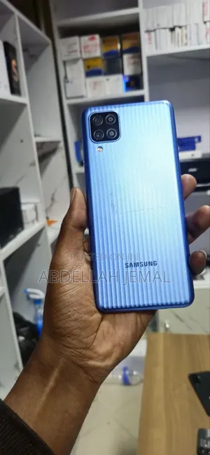 New Samsung Galaxy F12 64 GB Blue