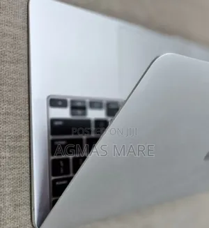 New Laptop Apple MacBook Air 2020 8GB Intel Core i5 SSD 512GB