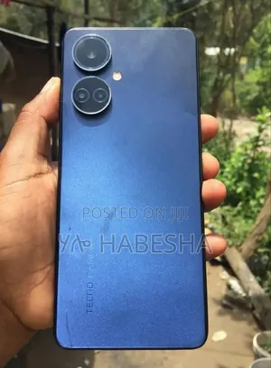 Photo - Tecno Camon 19 128 GB Blue