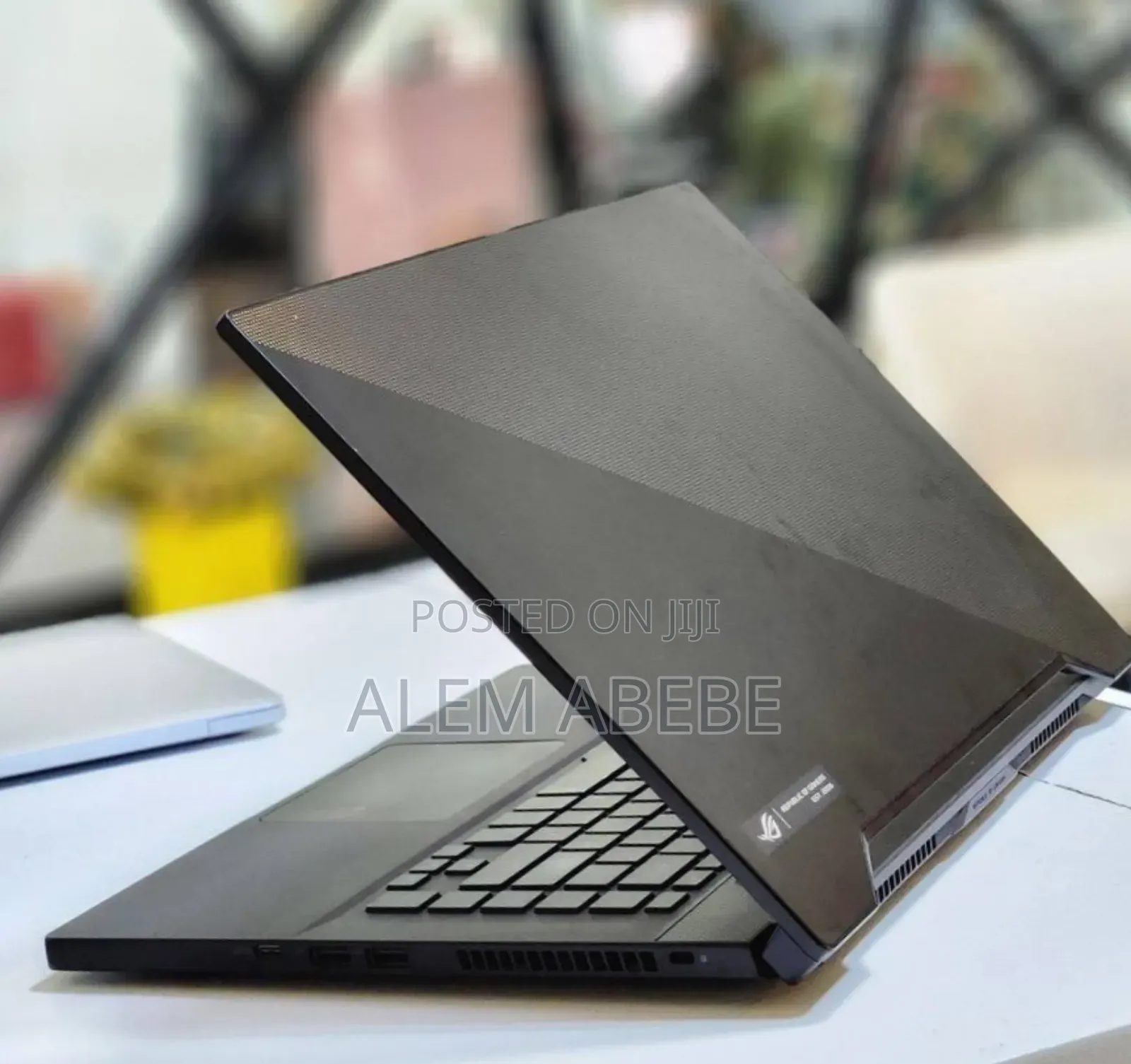 New Laptop Asus ROG Zephyrus G16 16GB Intel Core I7 SSD 512GB