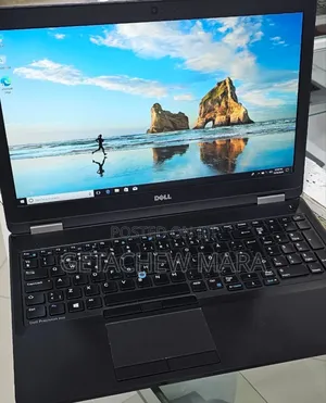 Photo - New Laptop Dell Latitude 5310 8GB Intel Core I7 SSD 256GB