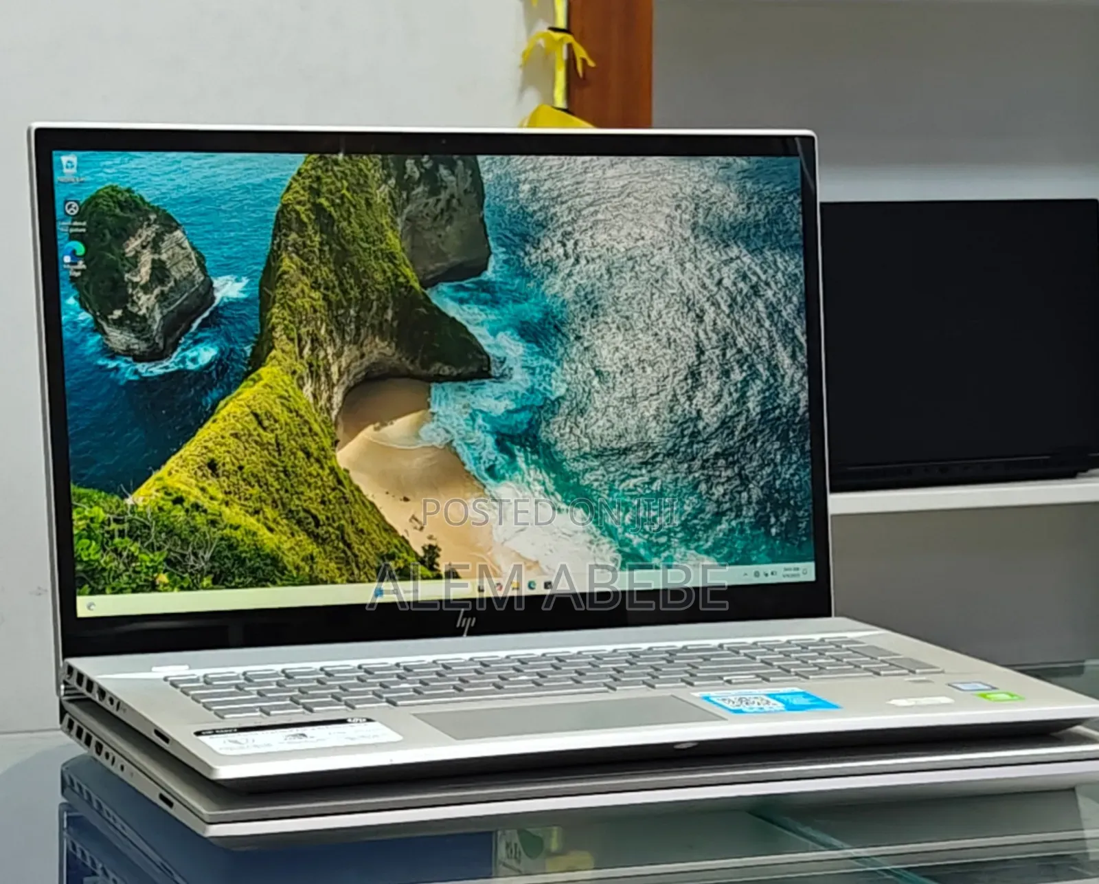 New Laptop HP Envy 17 16GB Intel Core I7 SSD 512GB