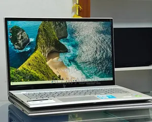 New Laptop HP Envy 17 16GB Intel Core I7 SSD 512GB