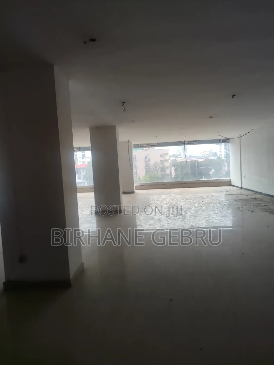 Show Room Rent for Car.Eletrioncs.Genertor and Other