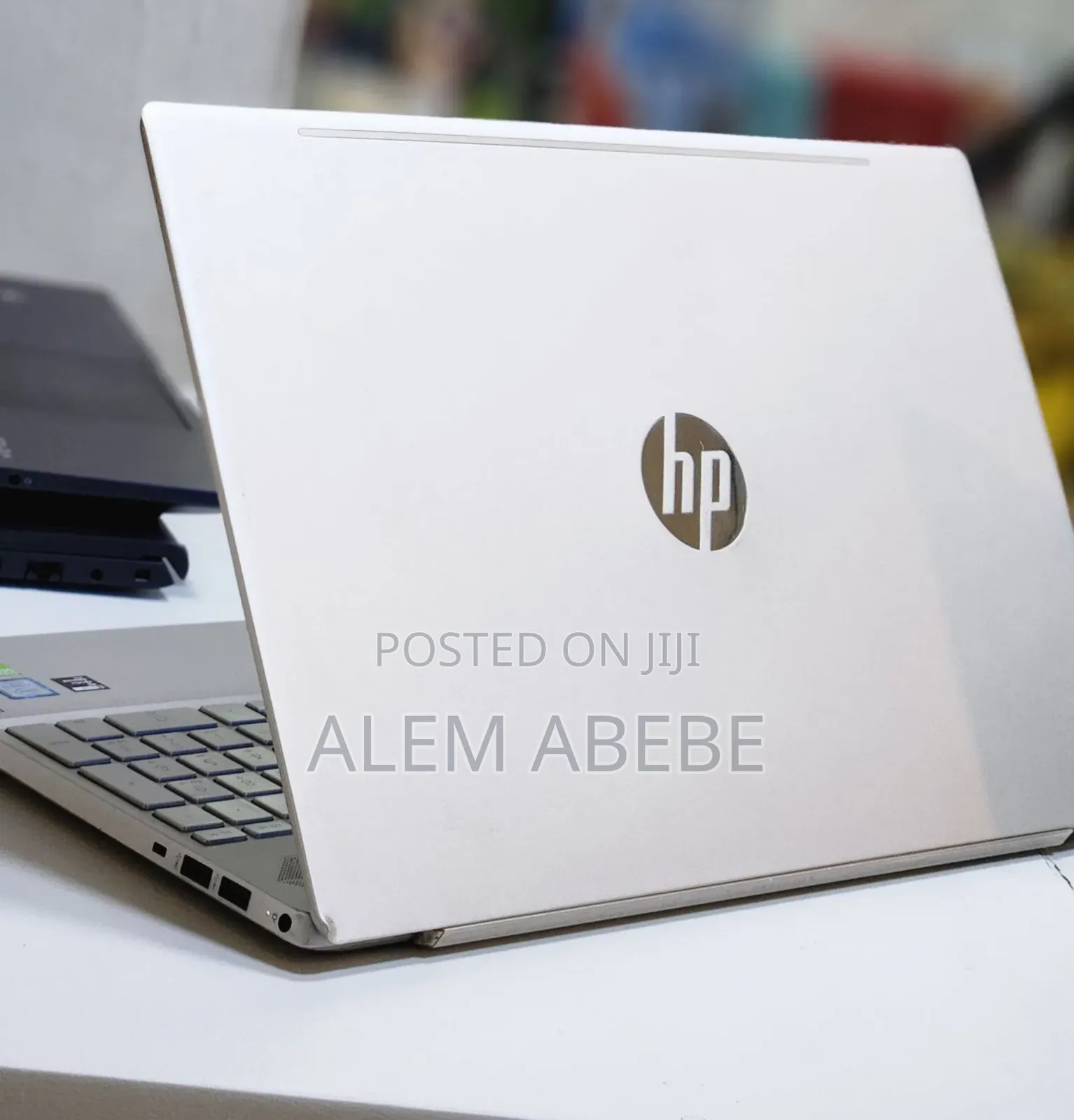 New Laptop HP Pavilion 15 8GB Intel Core I5 SSHD+SSD 1.5T