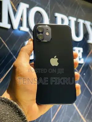 Apple iPhone 12 64 GB Black