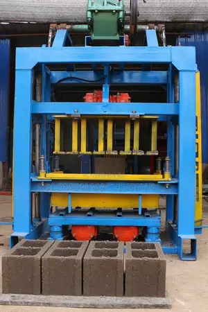 Concrete Block /Brick Machine በቀን 5000 ብሎኬት የማምረት አቅም ያለው አዲስ ማሽን
