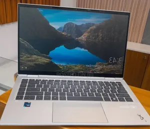 New Laptop HP EliteBook 1040 G8 16GB Intel Core i7 SSD 512GB