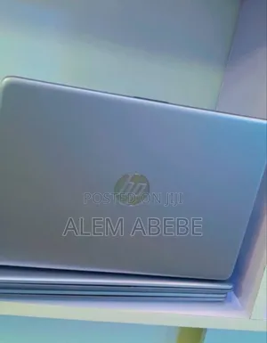 New Laptop HP Stream Notebook 8GB Intel Core I7 SSD 256GB