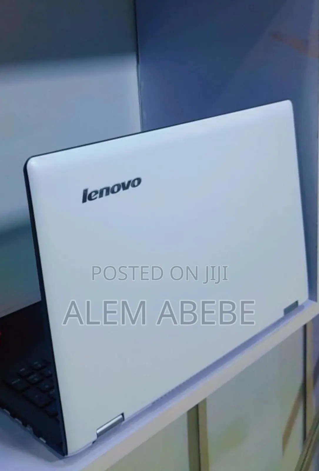 New Laptop Lenovo Yoga 700 8GB Intel Core I5 SSD 1T