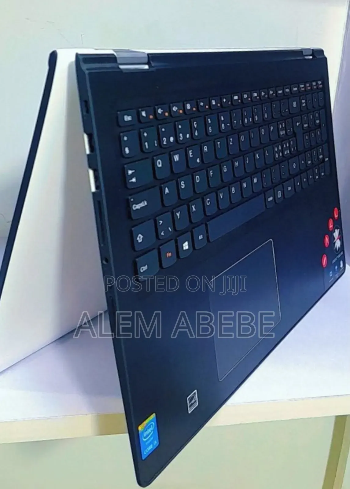 New Laptop Lenovo Yoga 700 8GB Intel Core I5 SSD 1T