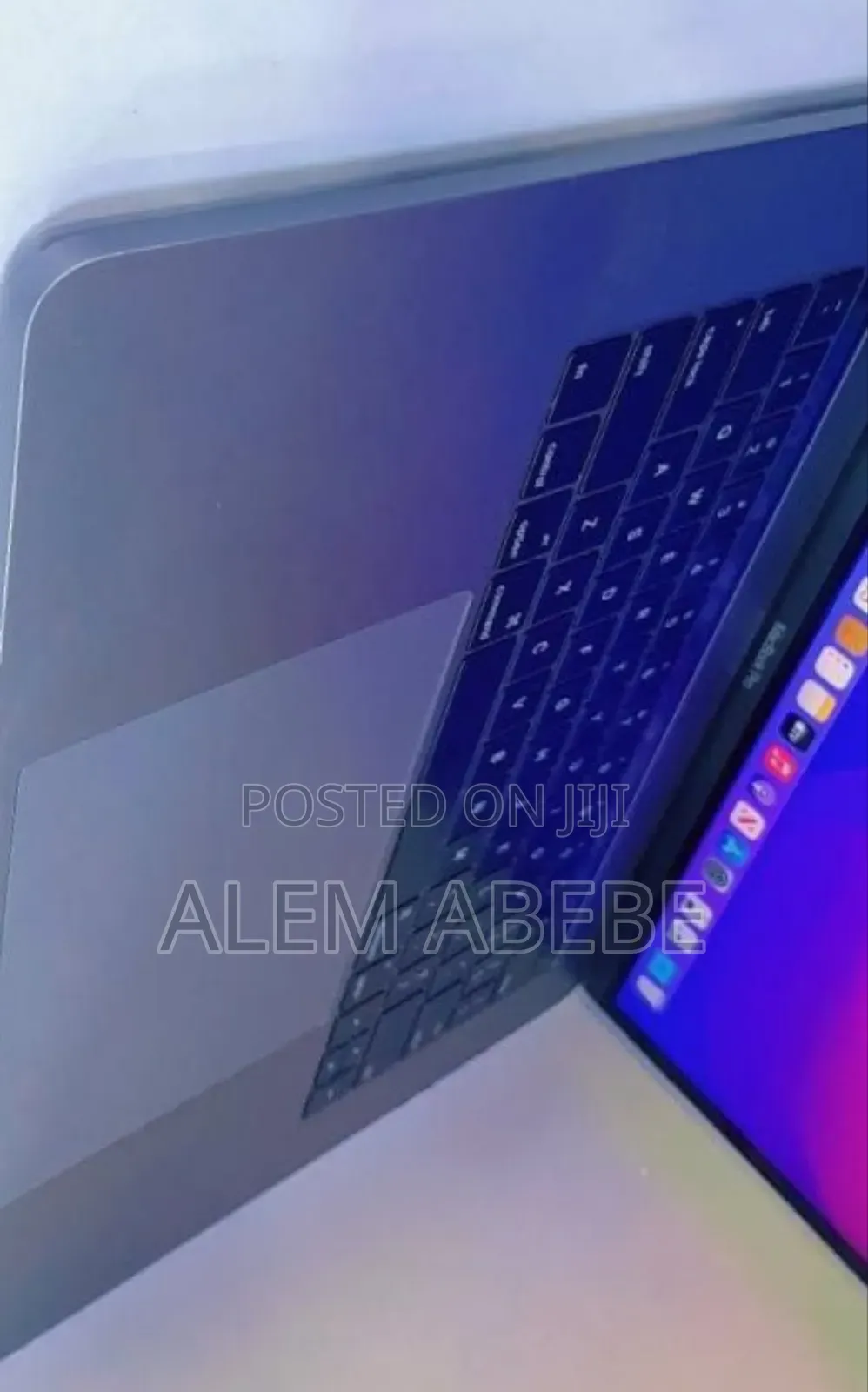 New Laptop Apple MacBook Pro 2017 16GB Intel Core I7 SSD 512GB