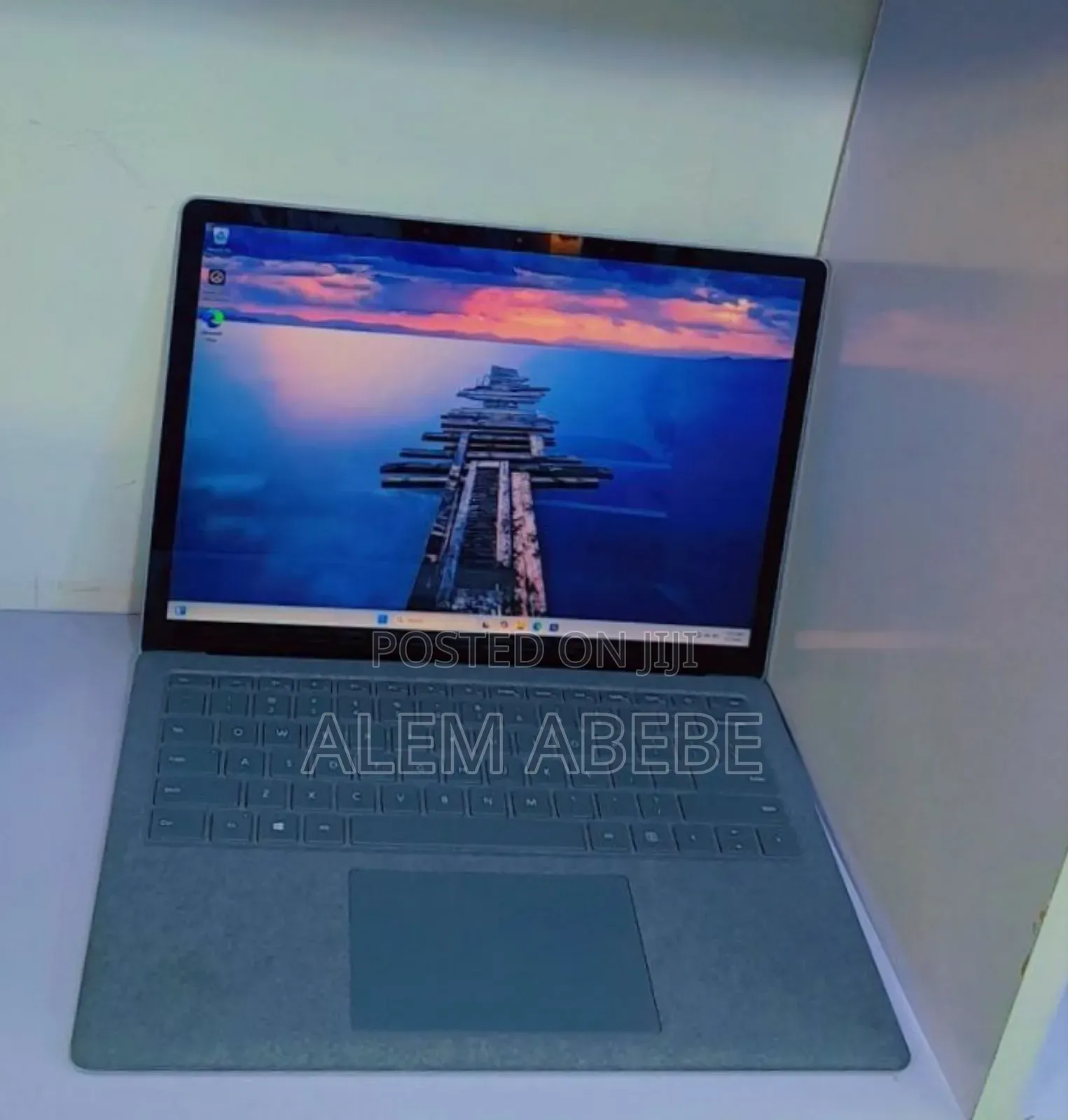 New Laptop Microsoft Surface Laptop 4 16GB Intel Core i7 SSD 512GB