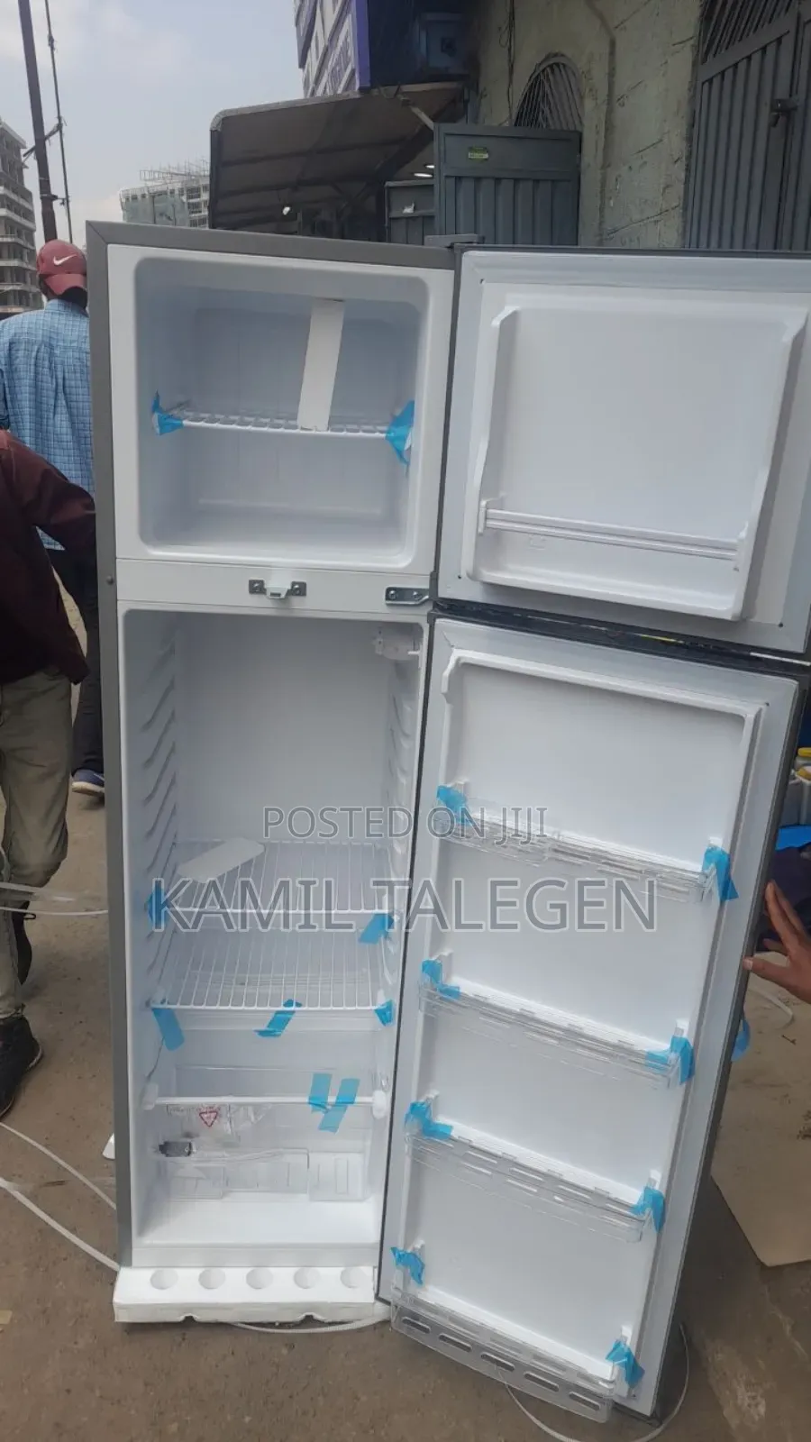 4 Point 330 Model Refrigerator