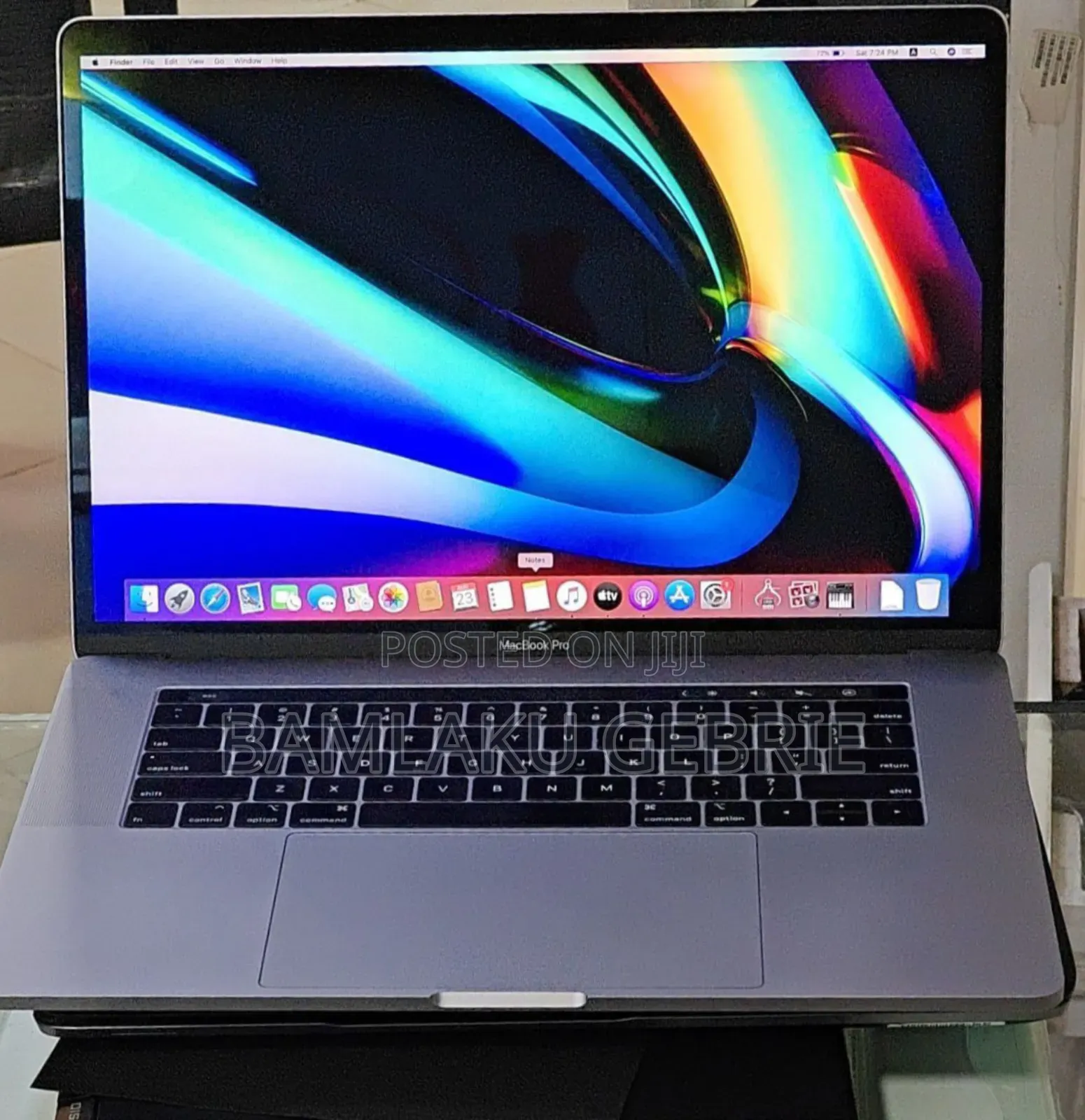 New Laptop Apple MacBook Pro 2019 32GB Intel Core I9 SSD 512GB