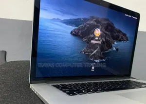 New Laptop Apple MacBook Pro 2013 8GB Intel Core I7 SSHD (Hybrid) 256GB