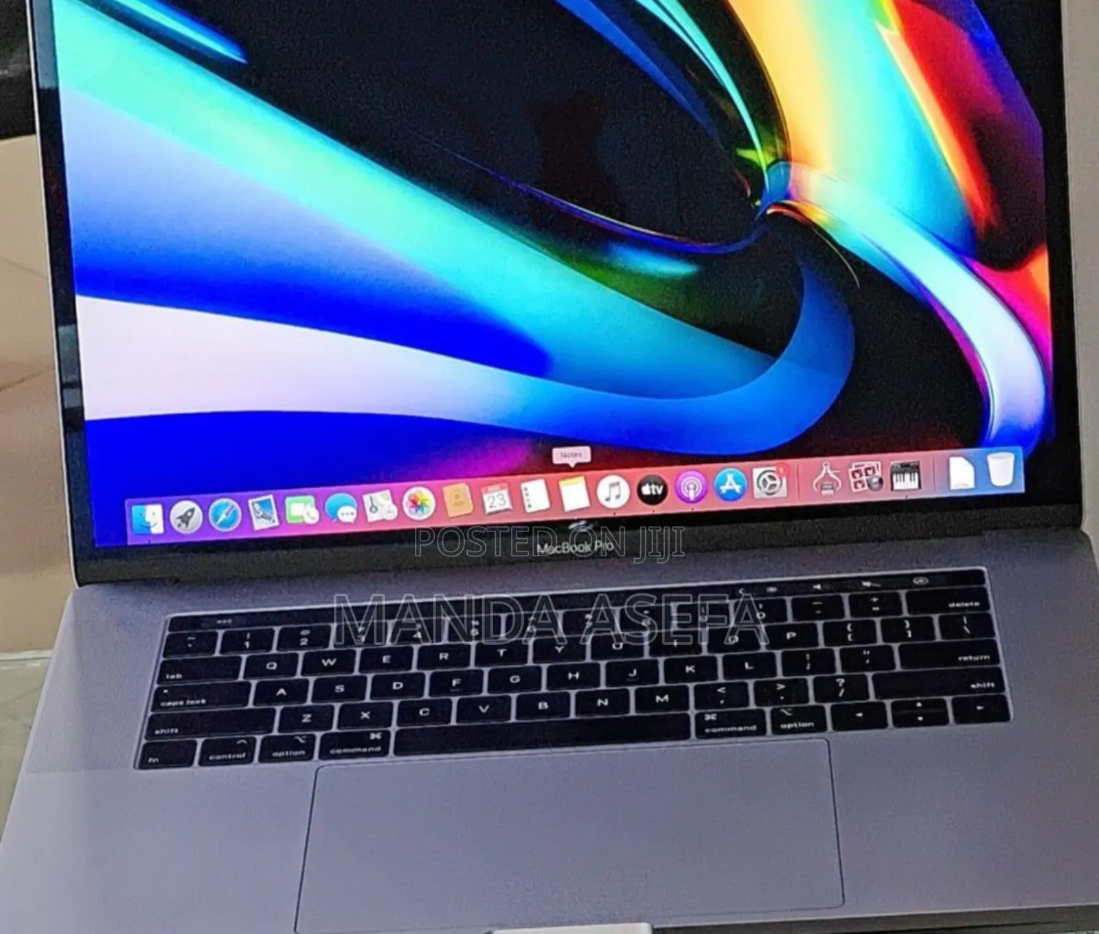 New Laptop Apple MacBook Pro 2019 32GB Intel Core I9 SSD 512GB