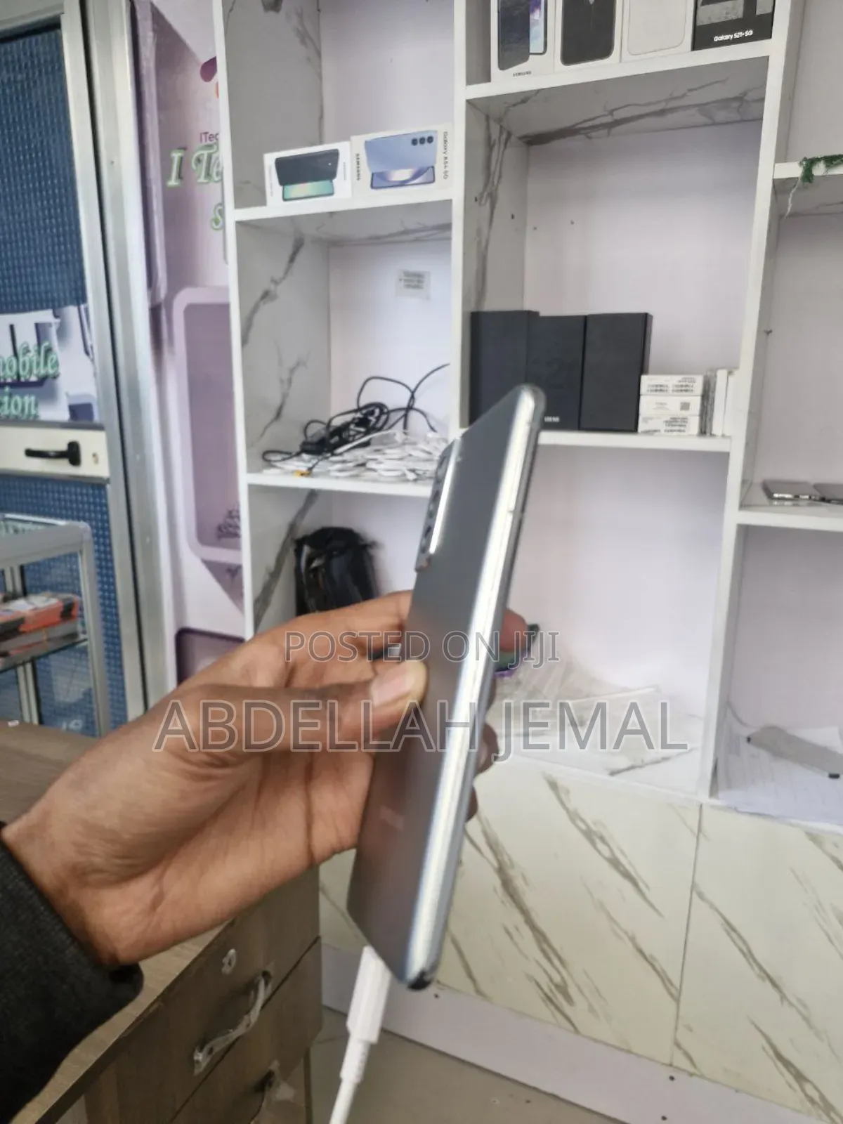 New Samsung Galaxy S21+ 5G 128 GB Silver