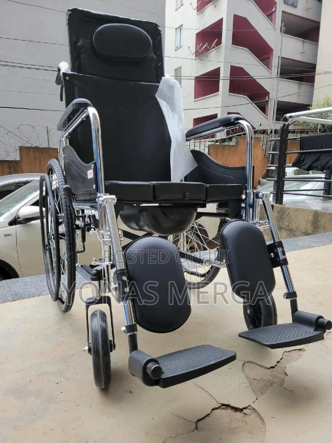 Toilet Wheelchair碌፼wheelchair‱三wheelchair With Elevating Footrests