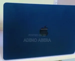 New Laptop Apple MacBook 8GB Apple M2 SSD 256GB