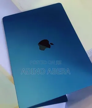 New Laptop Apple MacBook 8GB Apple M2 SSD 256GB