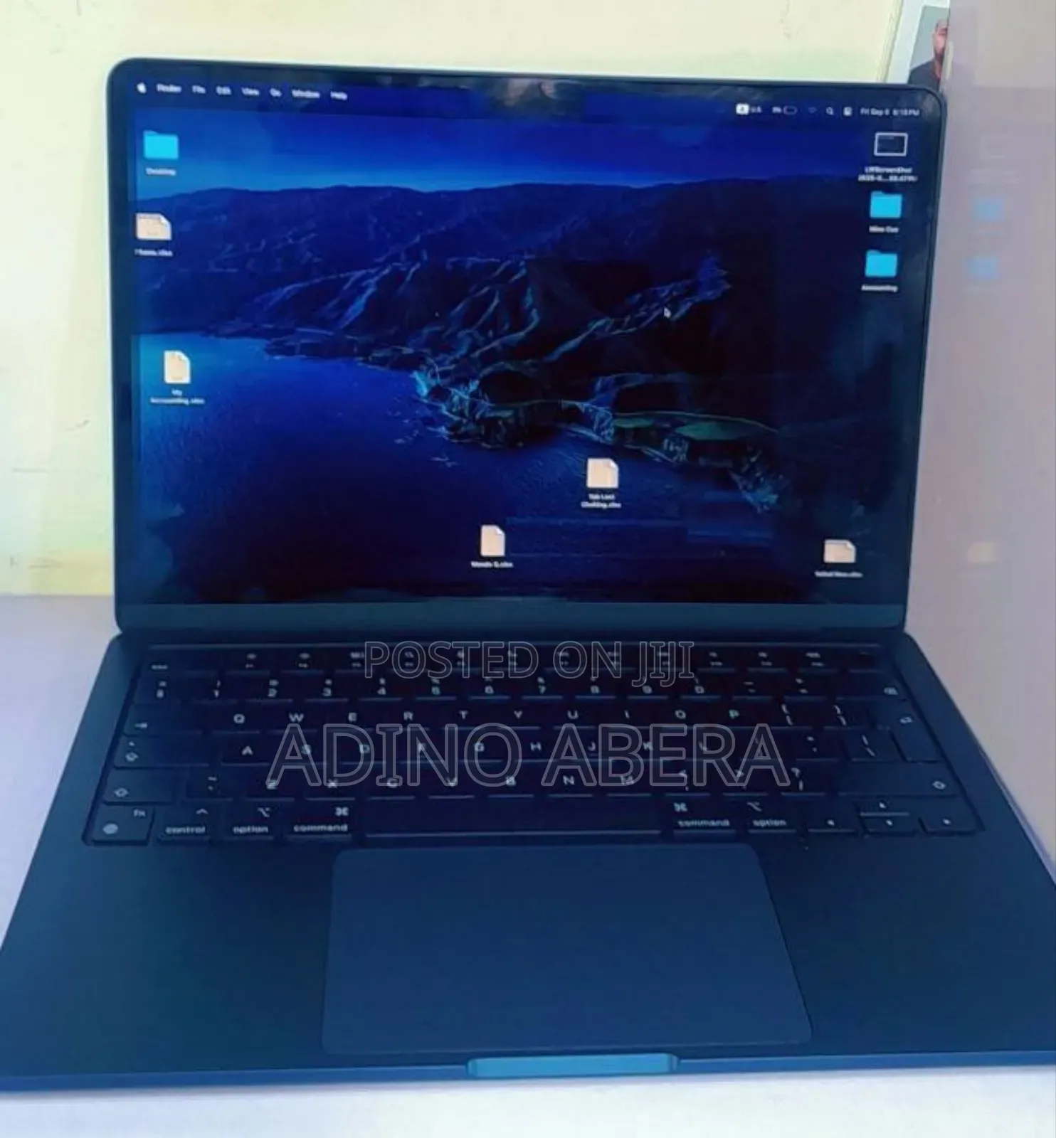 New Laptop Apple MacBook 8GB Apple M2 SSD 256GB