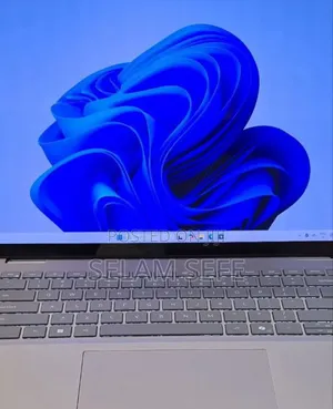 New Laptop Dell Inspiron 15 16GB Intel Core Ultra 7 SSD 1T