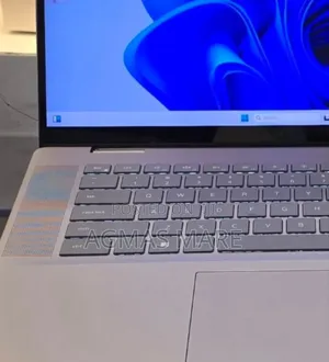 Photo - New Laptop Dell Inspiron 15 16GB Intel Core Ultra 7 SSD 512GB