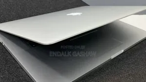 New Laptop Apple MacBook 2013 8GB Intel Core I7 SSD 256GB