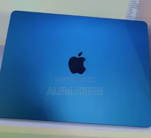 New Laptop Apple MacBook Air 2022 M2 8GB Apple M2 SSD 512GB