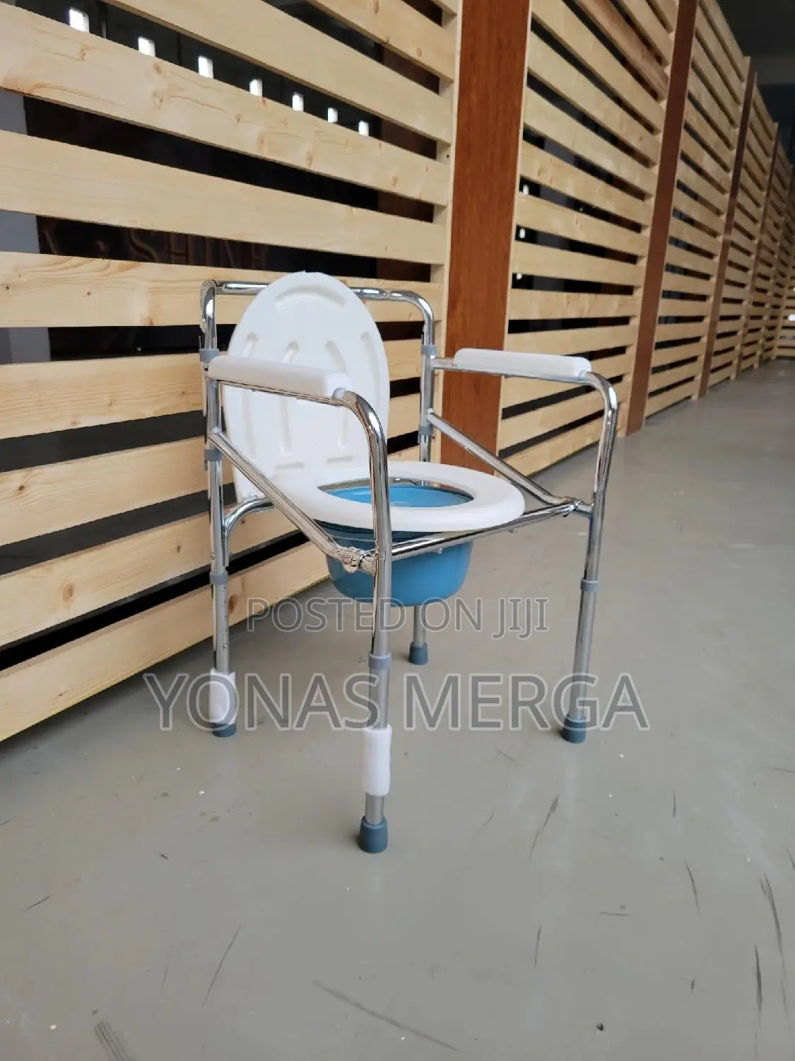 Commode Chair聘⨳Toilet Chair詹工3in1 Shower Chair豺፸type : Bathroom Chairs