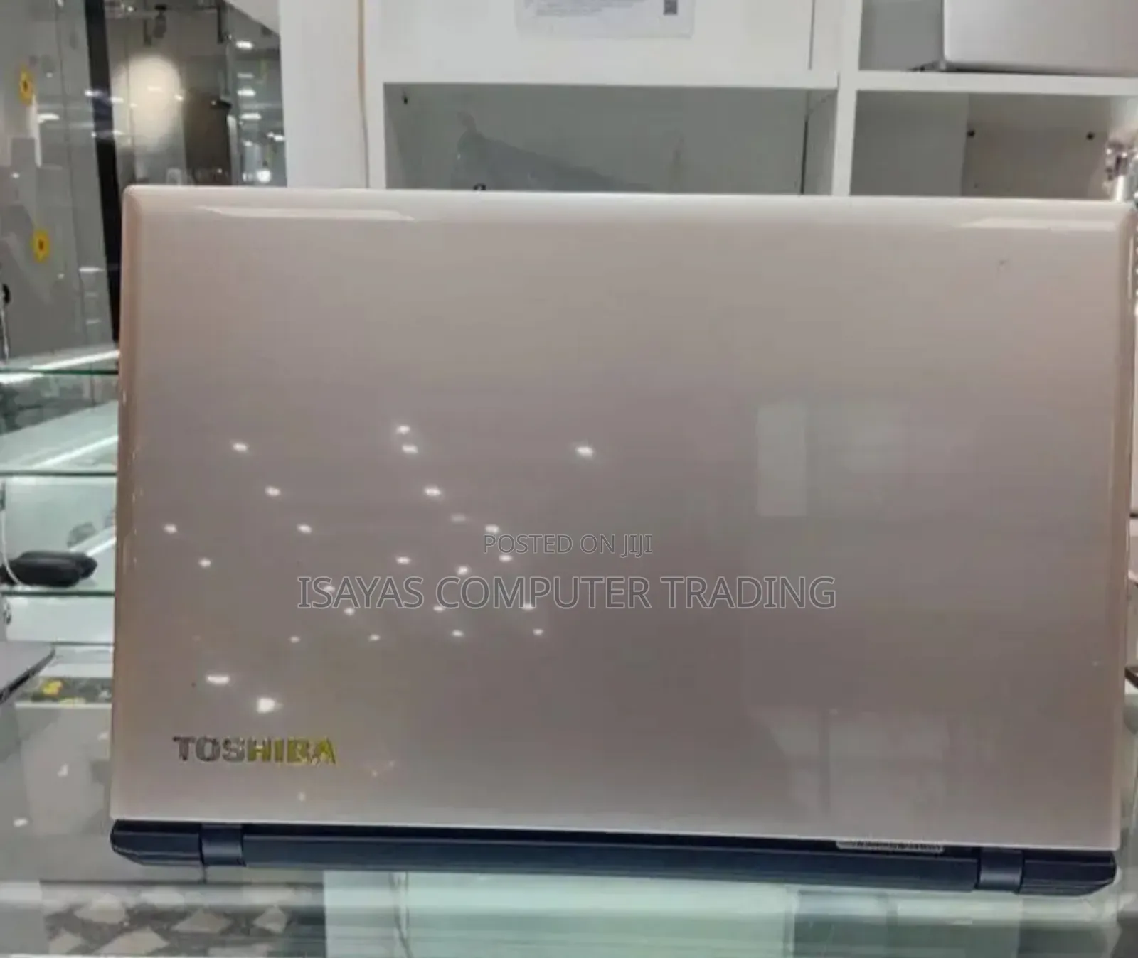 New Laptop Toshiba Satellite C55 4GB Intel Core I3 HDD 1T