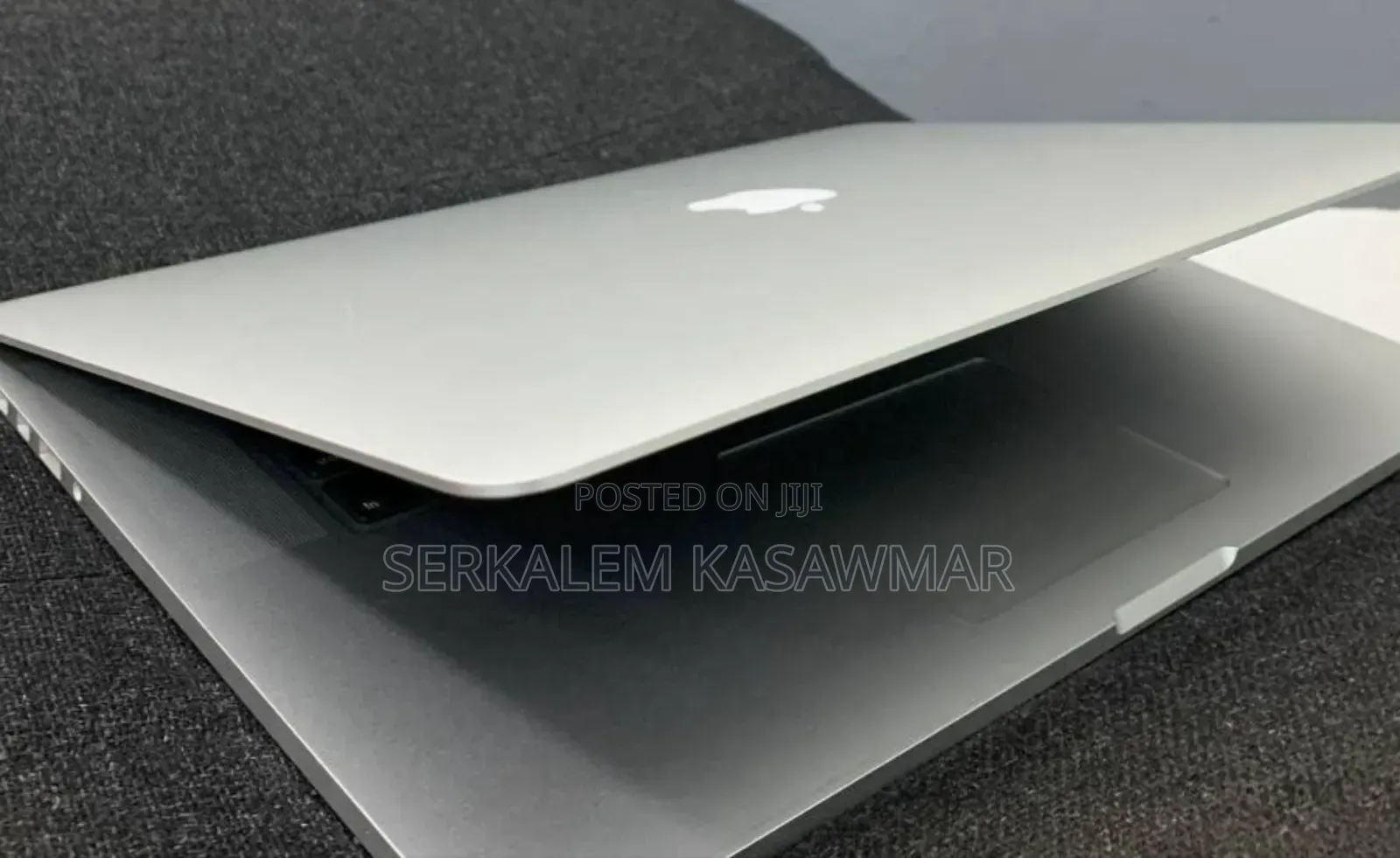 New Laptop Apple MacBook Pro 2013 8GB Intel Core i7 SSD 256GB