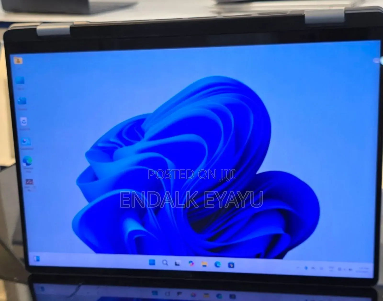 New Laptop Dell Inspiron 16 5620 16GB Intel Core Ultra 7 SSD 1T