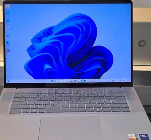 New Laptop Dell Inspiron 16 5620 16GB Intel Core Ultra 7 SSD 1T