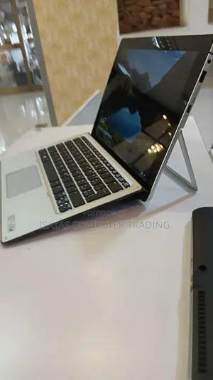 New Laptop HP EliteBook X2 1012 G2 8GB SSD 256GB