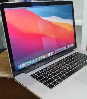 New Laptop Apple MacBook 2015 16GB Intel Core I7 SSD 256GB