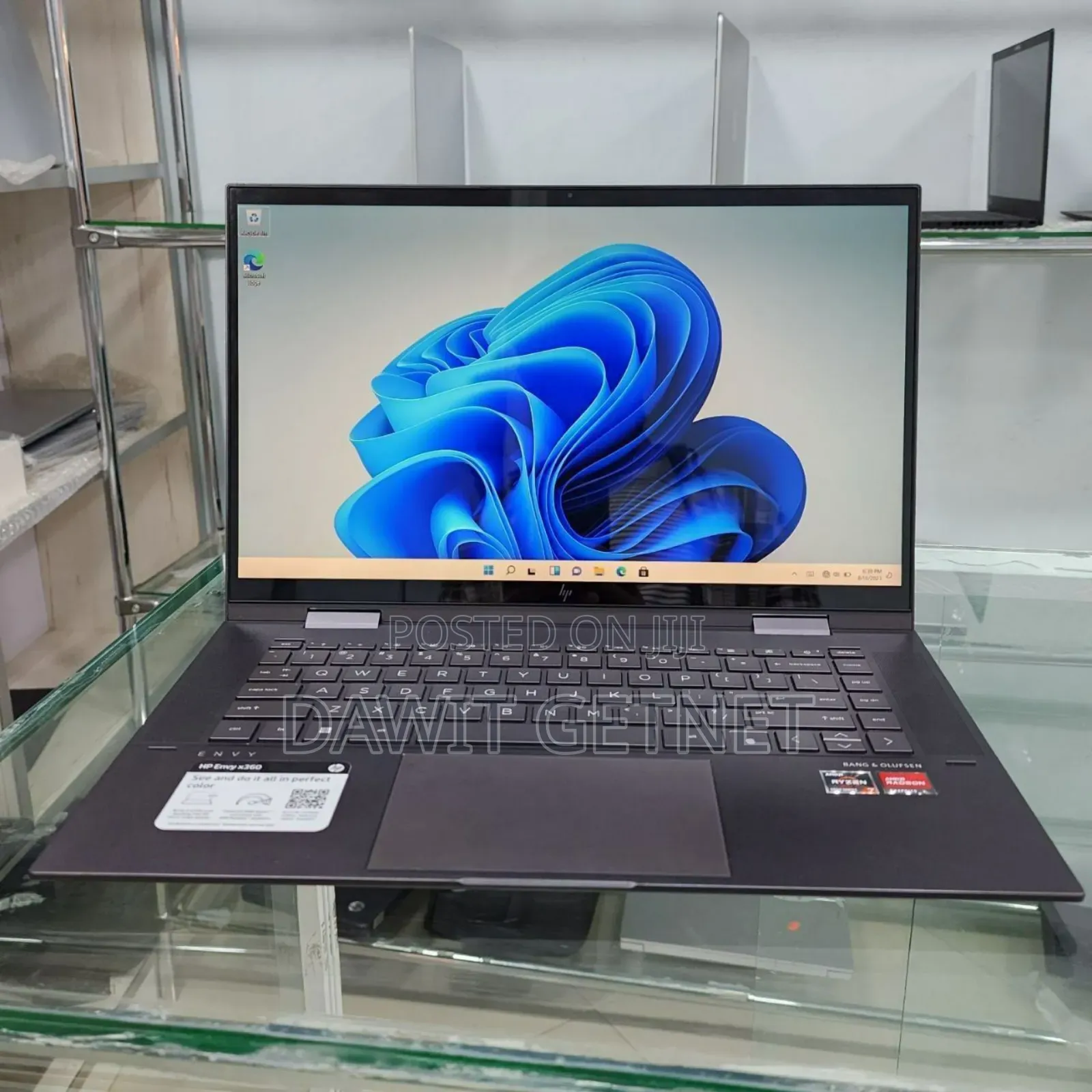 New Laptop HP Envy X360 16GB AMD Ryzen 7 SSD 512GB